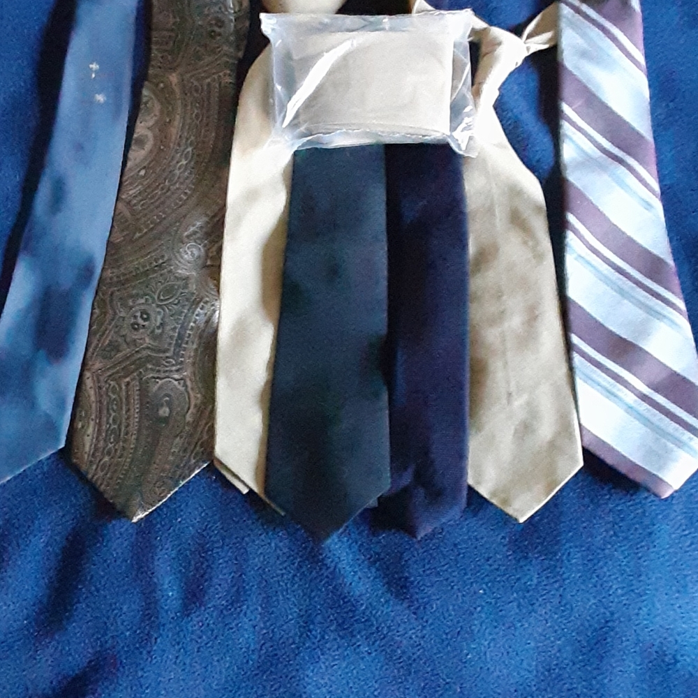 ✨ 2 for $5!! Necktie SALE!!!✨ (See Description)
